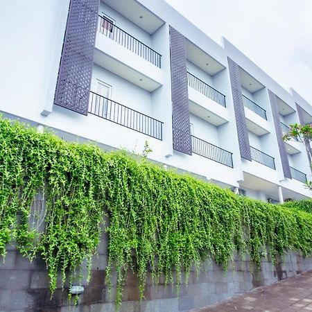 Nivasa Hotel Ungasan Kültér fotó