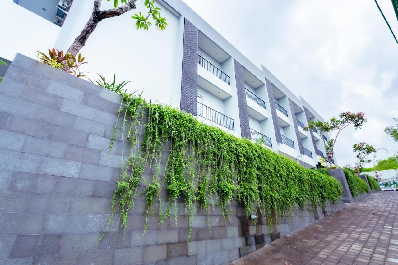 Nivasa Hotel Ungasan Kültér fotó